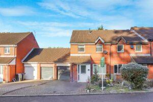 Greensward Close, Kenilworth