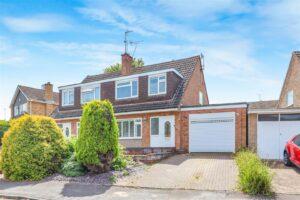 Field Close, Kenilworth