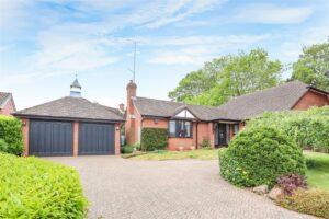 Gloster Drive, Kenilworth