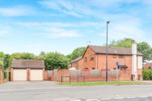Leyes Lane, Kenilworth