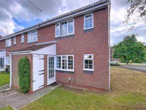 Ebourne Close, Kenilworth