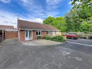 Mayo Drive, Kenilworth