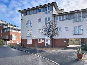 Kempton Drive, Warwick