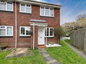 Ebourne Close, Kenilworth