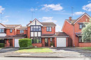 Whitehead Drive, Kenilworth