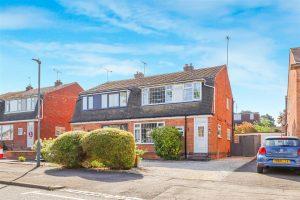 Willoughby Avenue, Kenilworth