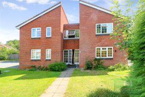 Ebourne Close, Kenilworth